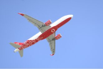 alerta pe aeroportul henri coanda trei cetateni iranieni au incercat sa intre ilegal in spatiul schengen folosindu se de documente false 68ce5ea0176ae