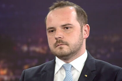 alexandru rogobete dupa vizita la spitalul din iasi unde au murit sase copii un haos administrativ mai mare nu am mai vazut de mult 68d940862df80