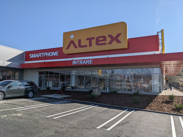 altex pregateste o noua mare deschidere promitand super oferte foto video 68b557d297982