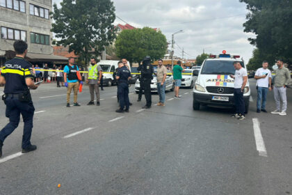 alti patru barbati care au participat la rafuiala din craiova au fost arestati li s a permis sa participe la inmormantarea victimei 68ca8ece10d57