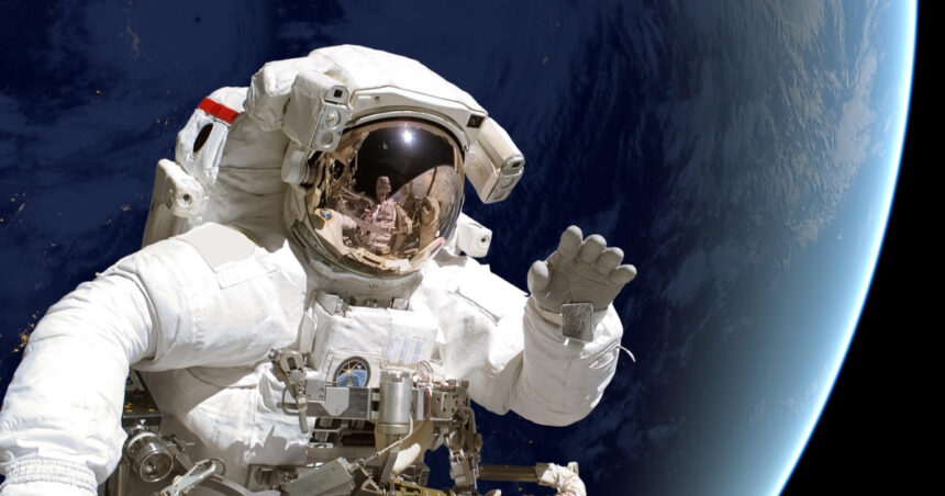 am nevoie de oxigen o femeie a pierdut mii de dolari dupa ce s a indragostit de un escroc ce s a dat drept astronaut aflat in spatiu 68b7c61214f51