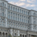 angajatii senatului vor sa dea jos antenele de pe parlament dupa ce sporul de conditii vatamatoare a fost taiat genereaza radiatii 68bef24977cfe