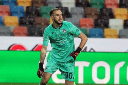 aproape cel mai slab de pe teren cate goluri a incasat razvan sava in sassuolo udinese 68d9401003a35