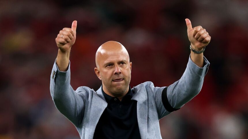 arne slot tehnicianul lui liverpool desemnat antrenorul lunii august in premier league 68c475e582624