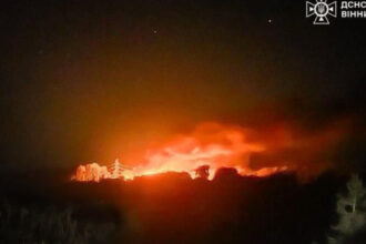 atac cu drone rusesti in regiunea vinitia din ucraina incendii si pagube la infrastructura critica 68d78a14dfe9b