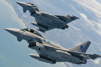 avioane eurofighter au fost ridicate in aer de la baza mihail kogalniceanu din cauza unui grup de drone detectate deasupra marii negre 68bac40e56982