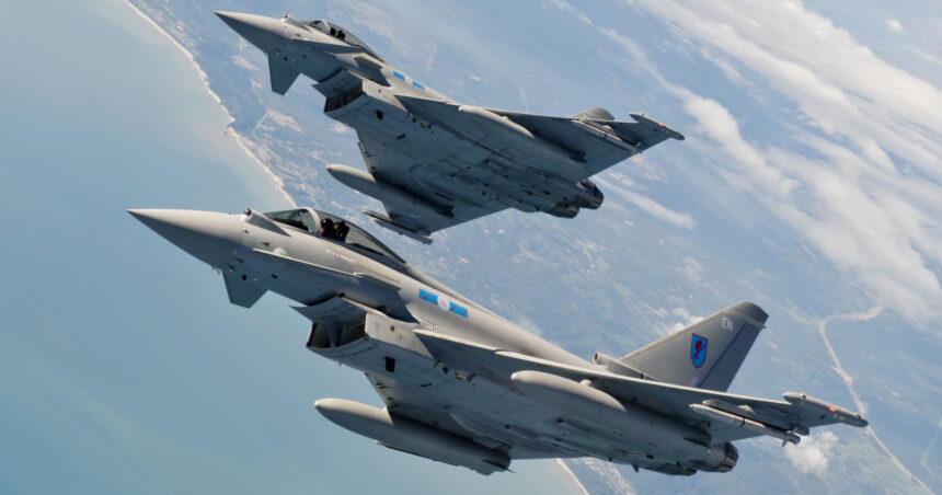 avioane eurofighter au fost ridicate in aer de la baza mihail kogalniceanu din cauza unui grup de drone detectate deasupra marii negre 68bac40e56982