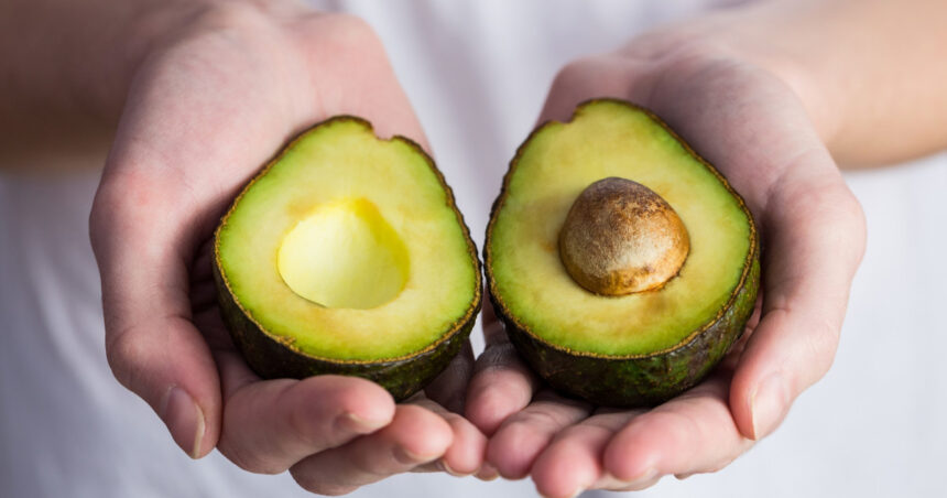 avocado mananca ei noi n avem bani nici de pufuleti reactia unui roman la supararea ministrului agriculturii 68cd07c239e70