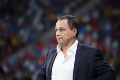 basarab panduru vede o surpriza in superliga daca vor castiga urmatoarele trei etape discutam altfel 68c9081838704