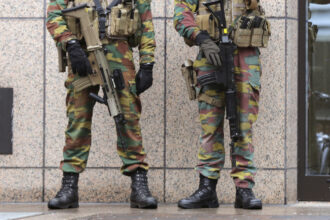 belgia se gandeste sa trimita soldatii pe strazile bruxelles ului pentru a combate violentele provocate de traficul de droguri 68bc8078bba2b