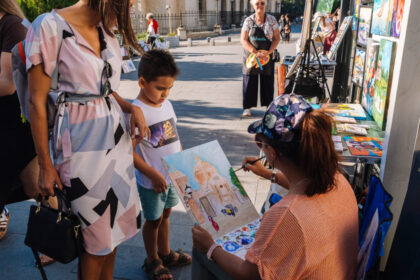 calea victoriei devine pietonala in al 20 lea weekend al programului strazi deschise 68c3a0755a1ec