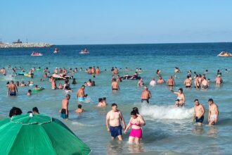calitatea apei de imbaiere in statiuni vezi ce au aratat probele prelevate de dsp constanta la sfarsitul lunii august 68b72939c1a93