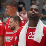 campioana dinamo debut cu stangul in liga campionilor 68c1cb6ed8624