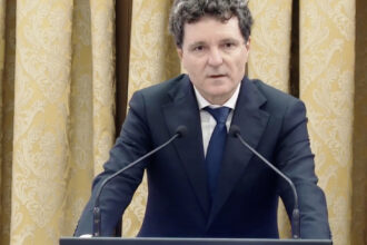 cand crede nicusor dan ca va incepe o crestere economica in romania nu mai exista risc de a downgrada 68c2e38e44704