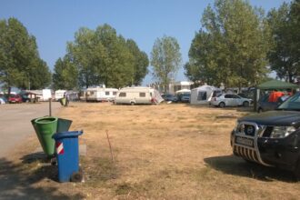 contracte controversate si un teren disputat avea voie mamaia sa sa l vanda dosarul se va transa la curtea de apel 68ba1043bdd24