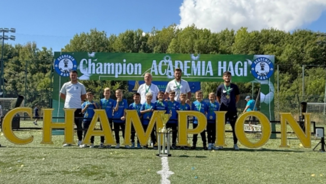 copiii de la academia hagi campioni la turneul gold cup din bulgaria 68c5764aea4ed