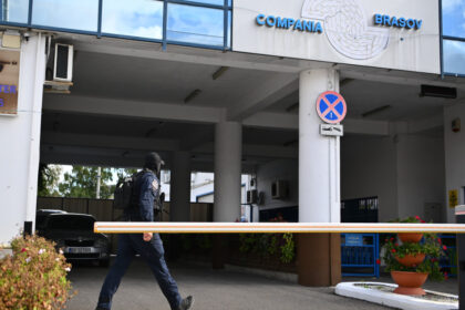 cum a incercat directorul interimar de la sc apa brasov sa sa ramana in functie dna l a retinut pe liviu cocos 68cd1cbc6b072