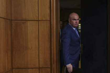 daniel fenechiu cu siguranta ca ilie bolojan isi va da demisia daca proiectul privind pensiile magistratilor nu trece de ccr 68c01462b520f