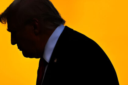 democratii propun o lege pentru protejarea libertatii de exprimare amenintate de presedintele trump 68cce1f5765e1