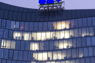 director executiv de la omv angajat cu vechime demis pentru presupuse legaturi de spionaj cu moscova 68cf0da386536