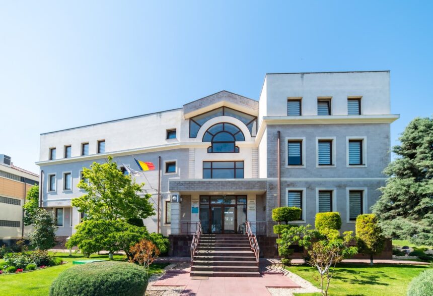 documente baroul constanta are de azi 11 avocati stagiari si unul definitiv a fost obtinut cel mai mare punctaj pe tara 68da3187924d5