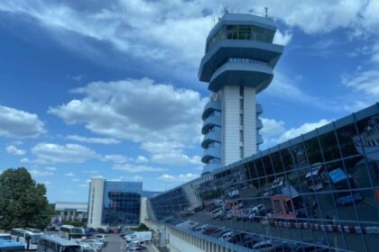 drona detectata in apropierea aeroportului otopeni noua avioane redirectionate 68d97abb8a585