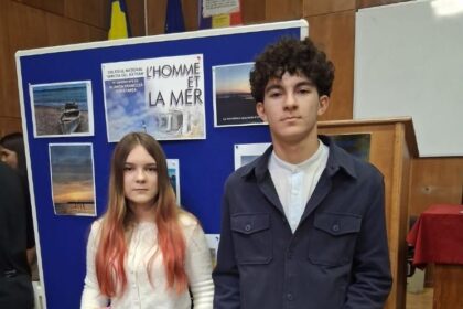 elevi de la colegiul comercial carol i din constanta premiati la concursul judetean intitulat lhomme et la mer 68d92d456221f