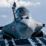 emmanuel macron anunta ca franta trimite trei avioane de lupta rafale in polonia pentru a proteja spatiul aerian polonez 68c31ad4ce796