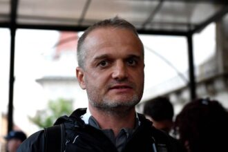 erik lincar nu s a ferit dupa egalul cu cipru relaxare tipic romaneasca 68c2628ab16f0
