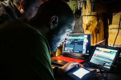 este un razboi al dronelor acum cum reuseste tehnologia sa schimbe tacticile si logistica pe frontul din ucraina 68bbebdee3809