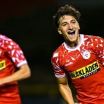 exclusiv fotbalistul roman din nationala irlandei raspandeste teroarea pe gazon in cupele europene 2 goluri si 2 pase de gol intr un sfert de ora 68ccfcab230ad