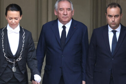 fitch a retrogradat ratingul frantei la cel mai scazut nivel inregistrat vreodata bayrou da vina pe elitele care neaga adevarul 68c5351f2d30a