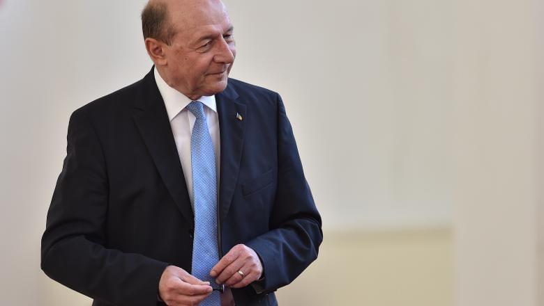 fostul presedinte traian basescu avertizeaza pe 28 septembrie seara putin si ai lui pot fi la granita romaniei 68c741344e17e
