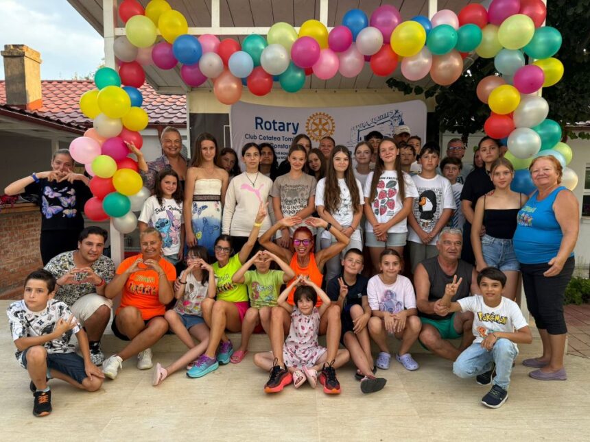 foto 20 de copii din targu lapus au ajuns la mare printr un proiect demarat de rotary club cetatea tomis 68bc7795b7d7c