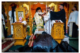 foto imagini emotionante ips teodosie a oficiat slujba de tundere in monahism a 4 novice la manastirea sfanta cruce 68cae1a1d860c