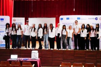 foto liceul traian din constanta exemplu de bune practici dezvoltarea competentelor prin inovatie educationala cu sprijinul erasmus 68d6b4770b1a3