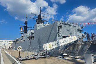 foto presedinta consiliului european ursula von der leyen a ajuns in portul militar constanta unde va vizita fregata regele ferdinand 68b59599c3e5f
