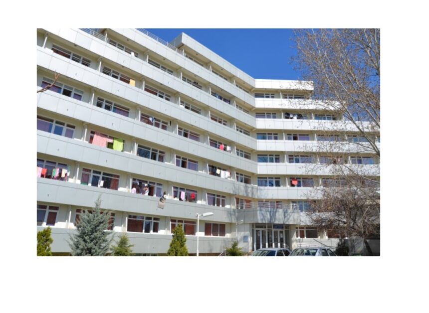 foto universitatea ovidius din constanta pune la dispozitie peste 900 de locuri in camine vezi care sunt tarifele de cazare 68c78447f3761