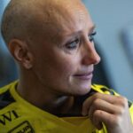 galerie foto a invins cancerul in 66 de zile camilla herrem fara par si cu lacrimi in ochi la revenirea pe teren 68b6948be91eb