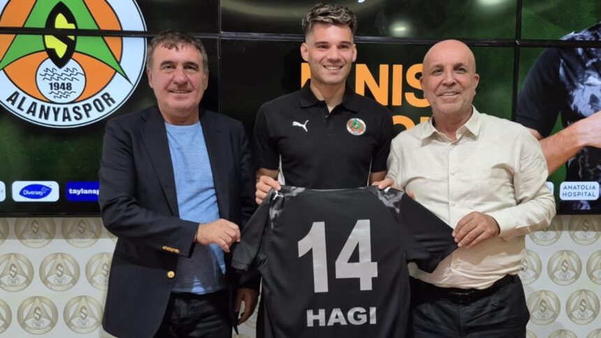 galerie foto gica hagi alaturi de ianis in turcia regele a primit si un cadou 68b98615643a6