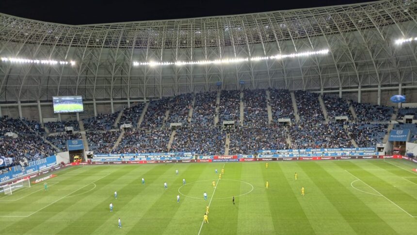 galerie foto ion oblemenco erupe in derby ul universitatea craiova dinamo cum arata tribunele arenei 68d6dc60b4bc1