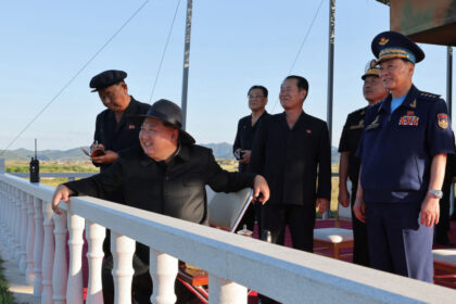 galerie foto kim jong un supravegheaza testarea de noi drone sinucigase si mizeaza pe inteligenta artificiala pentru modernizarea armatei 68cd051e76eb7