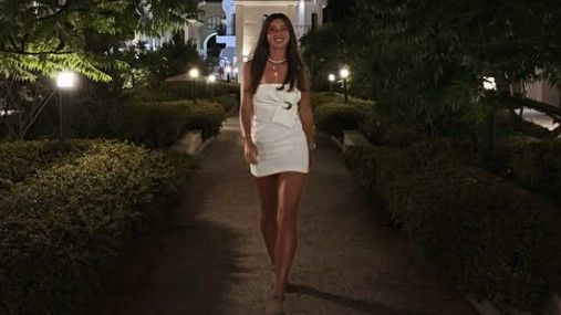 galerie foto maria sara popa singura romanca in sferturile turneului de la bucuresti 68c3b6f767b3b