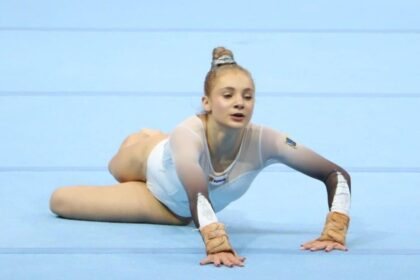 gimnasta de la csm constanta sabrina voinea lupta pentru medalii la cupa mondiala de la paris 68c1c10e7e976