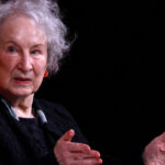 imi pare rau ministrul vostru al educatiei crede ca sunteti prosti reactia virala a scriitoarei margaret atwood 68b84463ee2a3