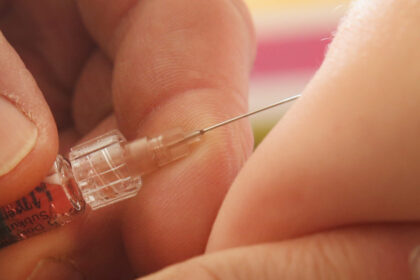 in urmatorii ani vom avea zeci sau chiar sute de copii care vor paraliza si isi vor pierde viata pentru ca nu au fost vaccinati 68bea72573157