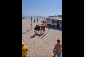 interventie de urgenta a salvamarilor din eforie dupa ce un turist a facut preinfarct 68b7fd4396d60