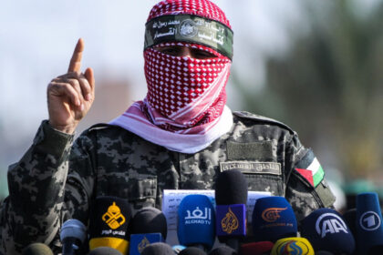 israelul sustine ca l a ucis pe omul mascat un simbol al miscarii hamas cine era abu obeida 68b53c0b68f33