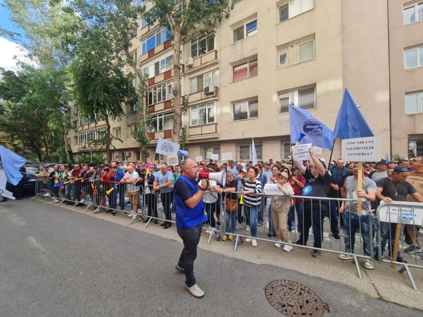 liderul sindicatului liber navalistul de la damen mangalia dupa greva foamei nu ne oprim aici vrem locuri de munca si un viitor sigur 68d6bf0c8c9dc