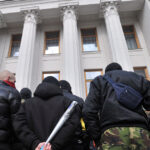 lupta pentru putere la kiev agentiile de aplicare a legii isi reiau conflictul acuzatiile serviciului de securitate al ucrainei 68b9a8552765e